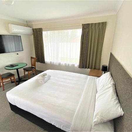 Hanging Rock Family Motel Batemans Bay Exterior foto