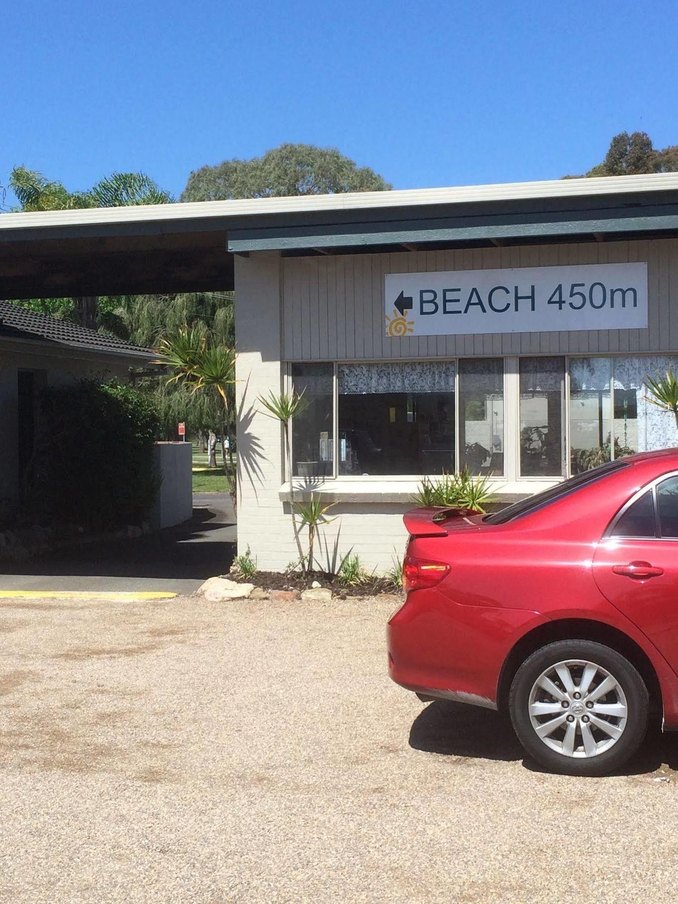 Hanging Rock Family Motel Batemans Bay Exterior foto